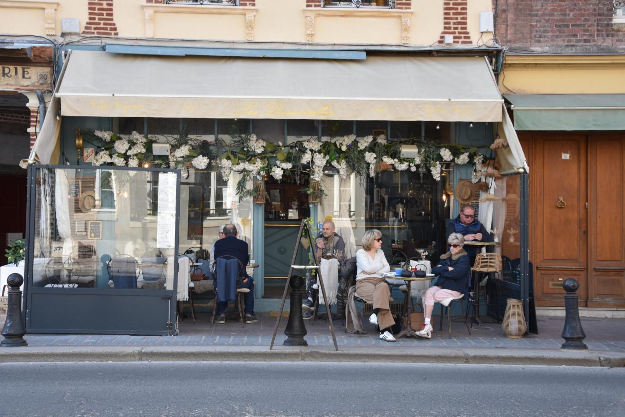 Les Demoiselles * Honfleur